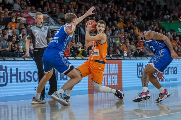 争冠的难度 争冠的难度